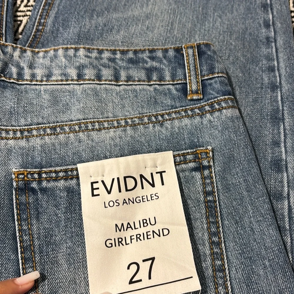 EVIDNT Malibu Medium Wash Distressed Girlfriend Jeans | Sz 27 - Picture 7 of 11